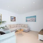 Daire Horizon - One-bedroom With Balcony And Sea View Dubrovnik