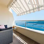 Horizon - One-bedroom With Balcony And Sea View