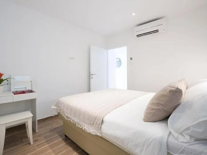 Horizon - One-bedroom With Balcony And Sea View * Ragusa