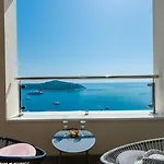 Horizon - One-bedroom With Balcony And Sea View شقة دوبروفينك