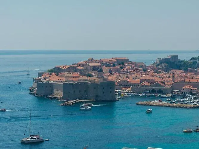 Apartment Horizon - One-bedroom With Balcony And Sea View *