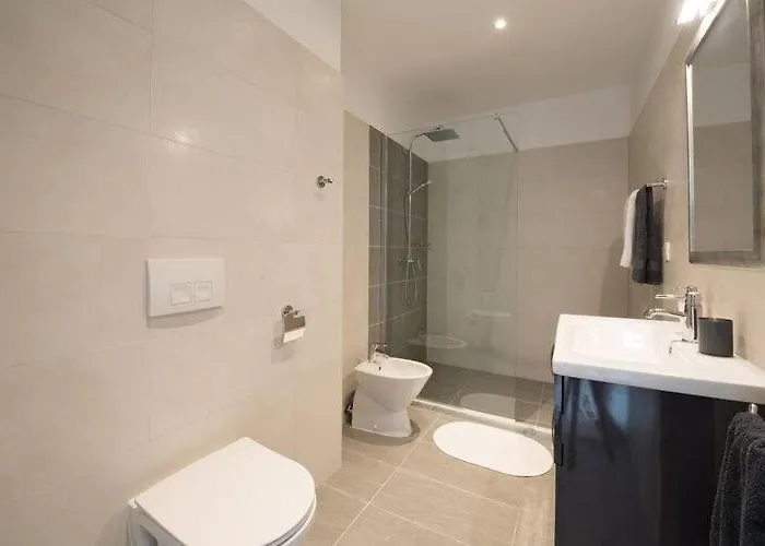 Horizon - One-bedroom With Balcony And Sea View